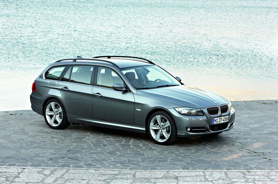 BMW 330i Touring Edition Lifestyle xDrive Automatic