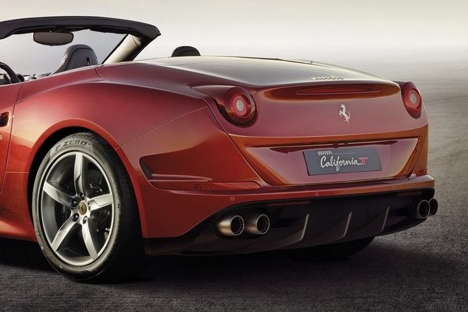 Ferrari California T