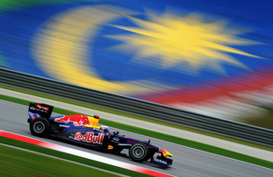 Vettel takes second pole in a row of the season in Malaysia