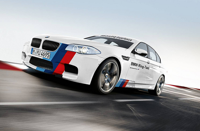 BMW M5 Ring Taxi