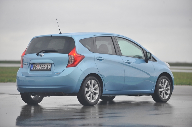 Nissan Note gewinnt Safetybest 2013-Award Nissan Note gewinnt Safetybest 2013-Award