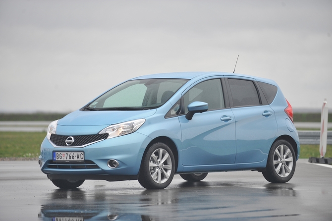 Nissan Note gewinnt Safetybest 2013-Award Nissan Note gewinnt Safetybest 2013-Award