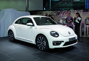 Volkswagen has announced a R-Line version of the Beetle