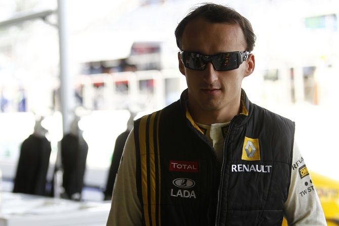 Kubica hoping to return this season Kubica hoping to return this season