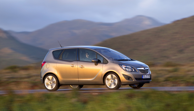 Opel Meriva 1.7 CDTI (74 kW)