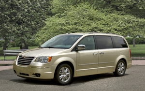 Chrysler Town & Country (modern) New Limited