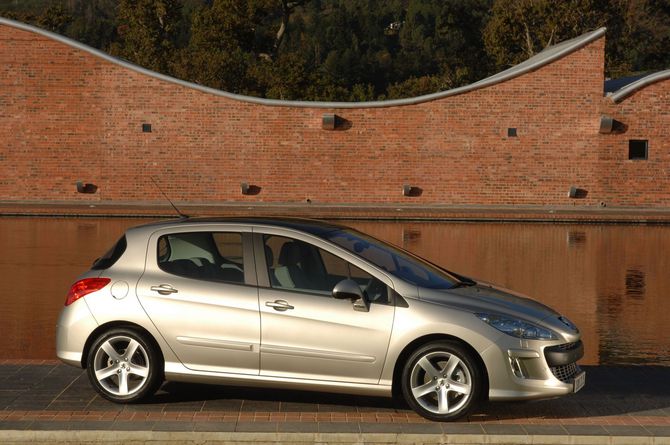 Peugeot 308 1.6 THP Automatic