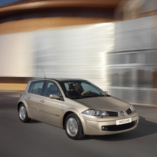 Renault Megane II Coupé 2.0 16v Automatic