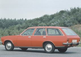 Opel Rekord D Turns 40