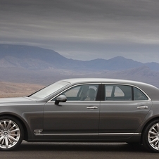 Bentley Revealing Mulsanne Mulliner Driving Specification at Geneva