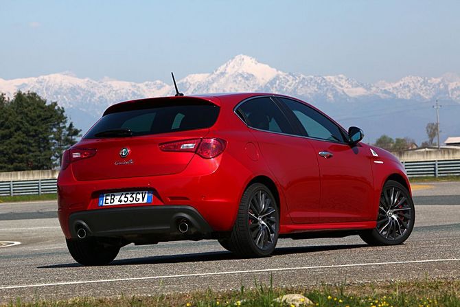 Alfa Romeo Giulietta 1750 TBi 235cv Quadrifoglio Verde