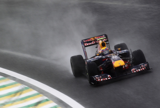Hulkenberg storms into pole position in Brazil Hulkenberg storms into pole position in Brazil