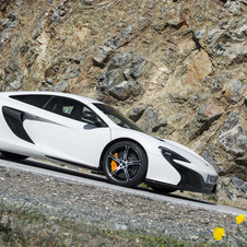 McLaren 650S