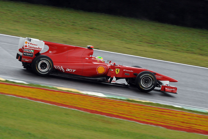 Hulkenberg storms into pole position in Brazil Hulkenberg storms into pole position in Brazil