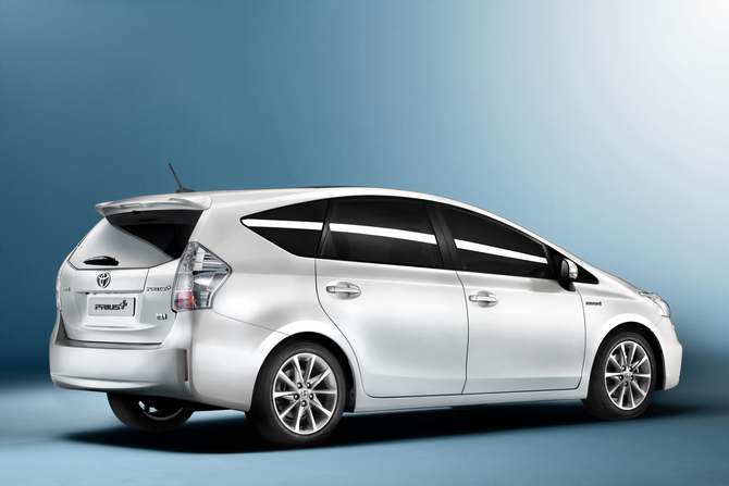 Prius+: a seven-seater extends the Toyota Prius family