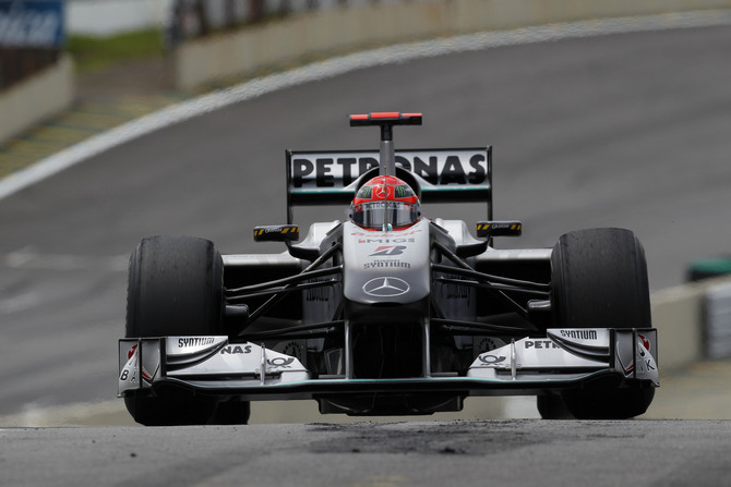 Hulkenberg storms into pole position in Brazil Hulkenberg storms into pole position in Brazil