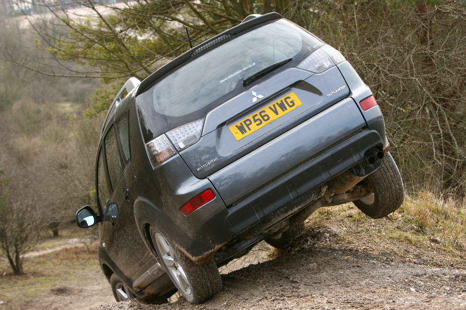 Mitsubishi Outlander SE 2WD