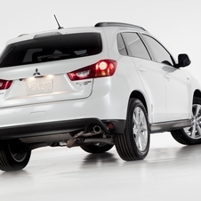 Mitsubishi Outlander Sport ES