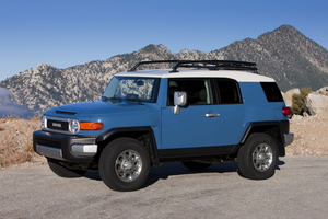 Toyota FJ Cruiser 4X4 AT