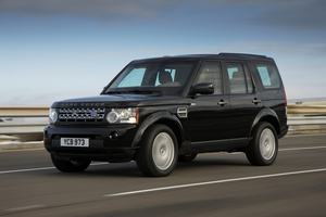 New Discovery 4 Armoured joins the Land Rover Lineup