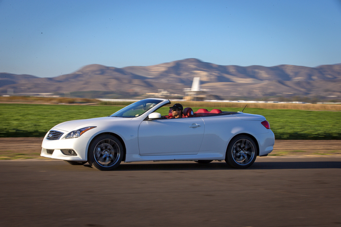 Infiniti Q60 IPL Convertible