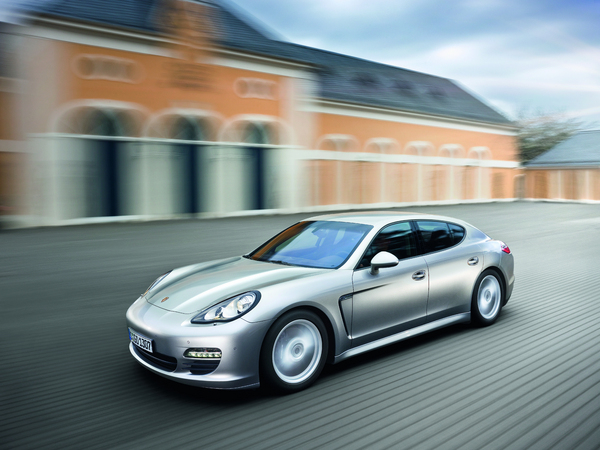 Porsche announces full hybrid model for Geneva Porsche announces full hybrid model for Geneva