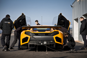 McLaren MP4-12C GT3 completes first tests