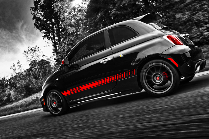 Fiat unleash Abarth 500 on the American public