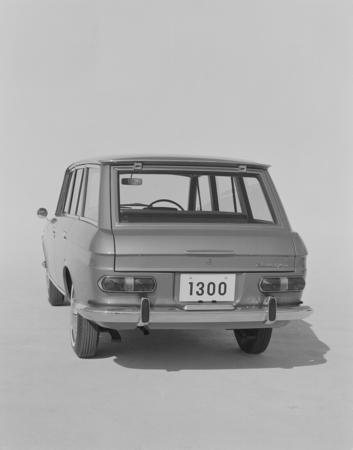 Nissan Bluebird 1300 Estate Wagon