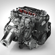 The diesel version has adaptive fuel pressure to improve throttle response and fuel economy