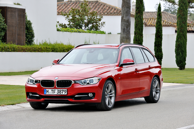 BMW 320d xDrive Touring