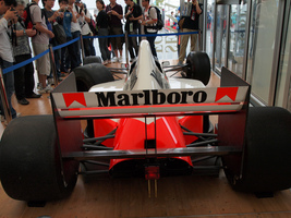 McLaren MP4/5B