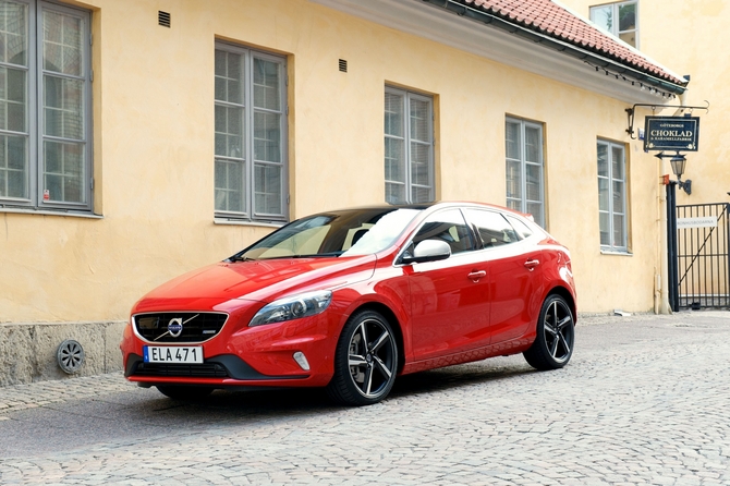 Volvo V40 T5 R-Design Summum Geartronic