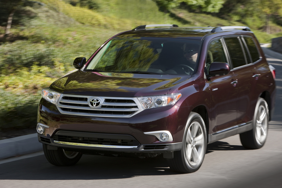 Toyota Highlander Base 4X2 I4