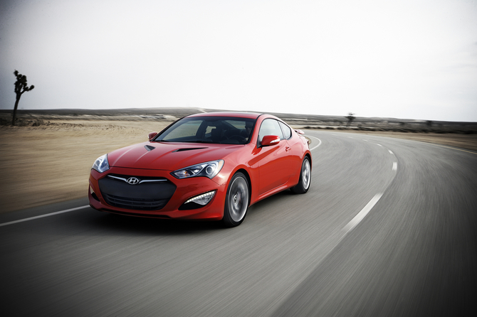 Revised 2013 Hyundai Genesis Coupe Gets More Power and Aggressive New Style