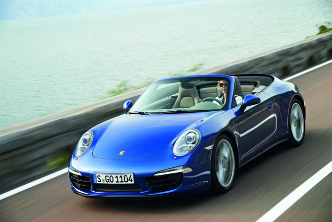 Porsche 911 Carrera 4 Cabriolet