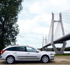Renault Laguna II 2.2 dCi 16v Sport Tourer Automatic