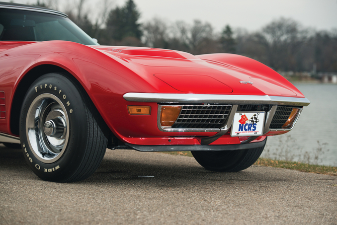 Chevrolet Corvette Stingray LT-1