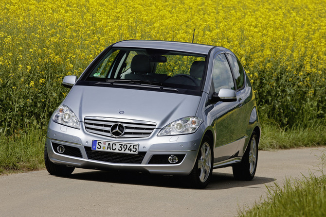 Mercedes-Benz delivers its 2.5 millionth compact vehicle Mercedes-Benz delivers its 2.5 millionth compact vehicle