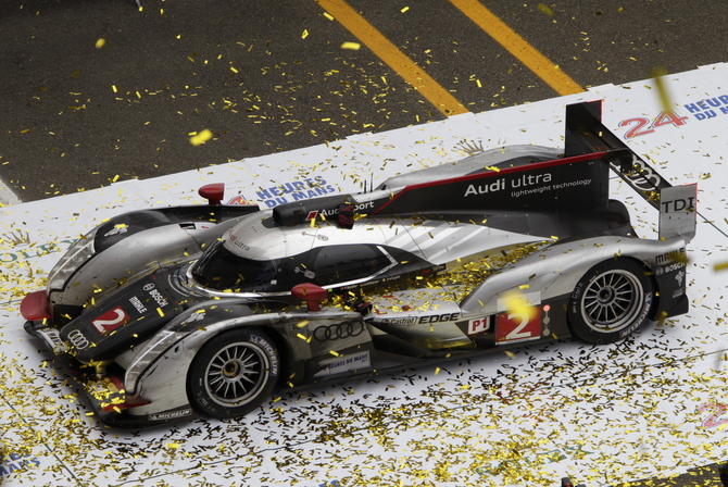 Audi wins Le Mans despite crashes Audi wins Le Mans despite crashes