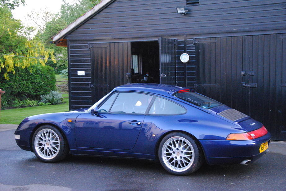 Porsche 911 Carrera