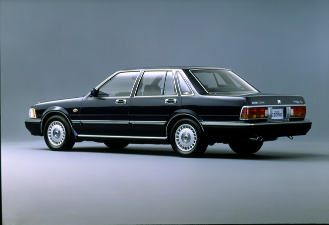 Nissan Cedric Sedan V30 Turbo Brougham VIP