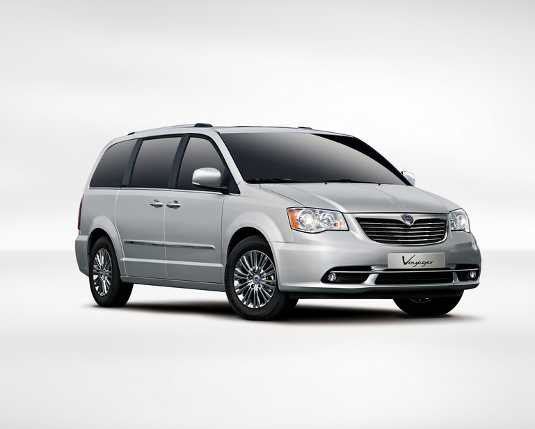 Lancia continue Chrysler re-badging with new Voyager