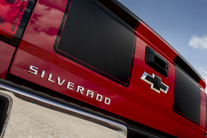 Chevrolet Silverado 1500 Crew Cab Rally Edition