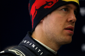 Vettel closes deal with Red Bull until 2014