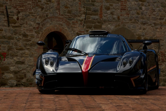 Revolucion será a última e derradeira versão do Pagani Zonda