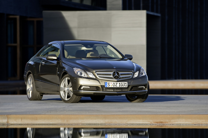 Mercedes-Benz E 350 CDI BlueEfficiency Coupé Avantgarde