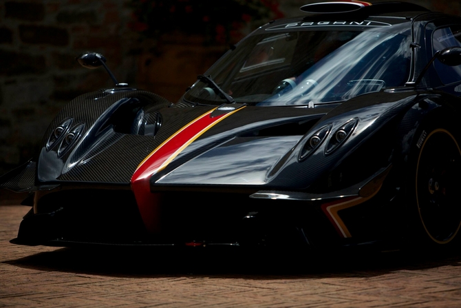 O Zonda Revolucion apresenta uma série de inovações ao nível aerodinâmico O Zonda Revolucion apresenta uma série de inovações ao nível aerodinâmico