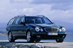 Mercedes-Benz E 200 Kompressor Station Wagon