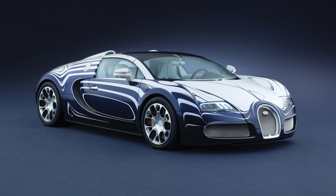 Bugatti reveal porcelain Veyron Bugatti reveal porcelain Veyron